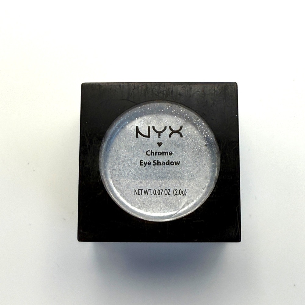 NYX Chromeā Eyeshadow CES59 3 Wise Men Silver Cosmetic Makeup